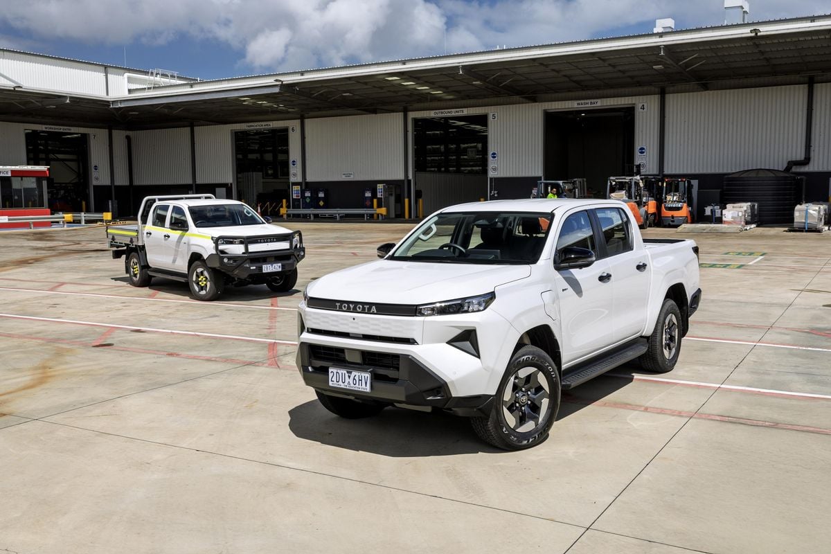 Toyota HiLux BEV AWD
